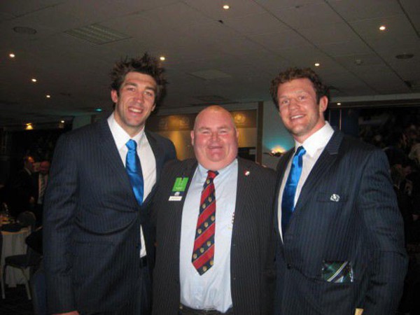 Scott Glynn with Jason White and Nathan Hines